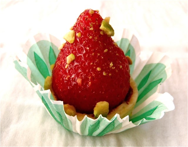 Dessert Fresh Fruit Tartlet with strawberry