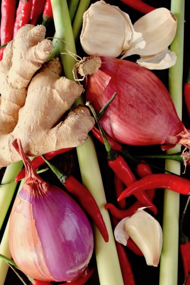 fresh raw ingredients for yellow curry paste