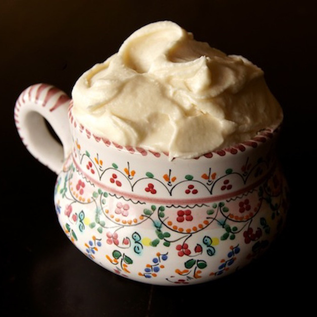 How To Make Buttercream | Cooking On The Weekends