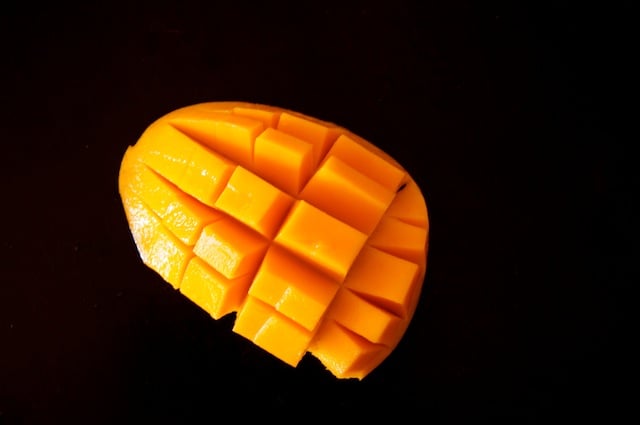 Diced mango in its skin