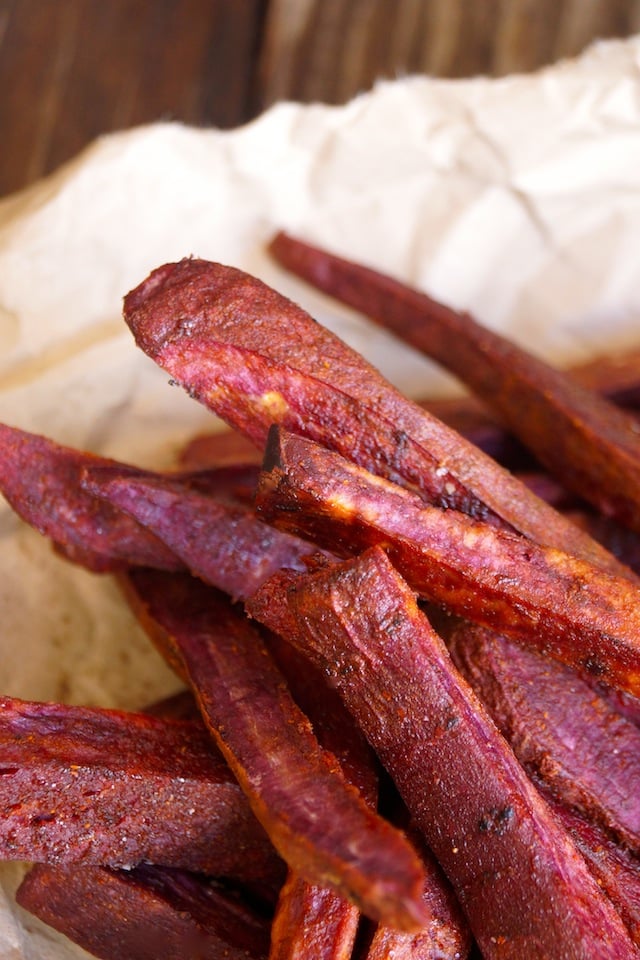 Crisp Garlic Oven Fries with Purple Potatoes - Barefeet in the Kitchen