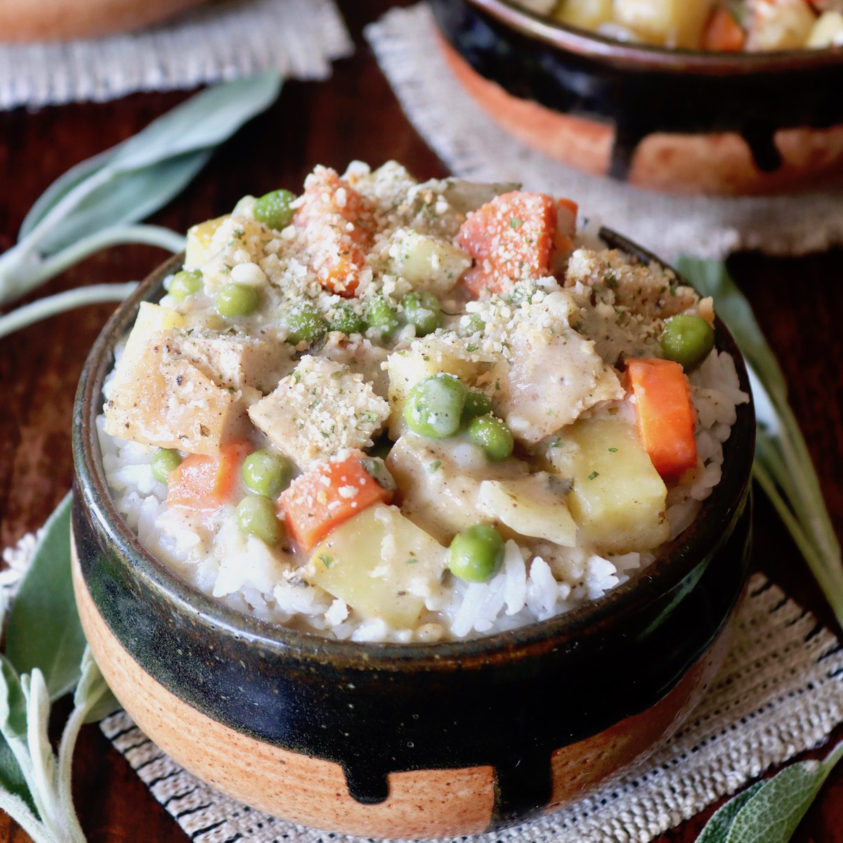 Rich-Slow-Cooked-Flavor—No All-Day-Commitment A gluten-free crustless chicken pot pie. Full of veggies, chicken, a creamy sauce, and lots of comfort.