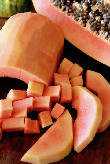 how-to-cut-a-papaya-cooking-on-the-weekends